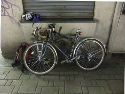 [写真: 自転車(開梱組立後)]